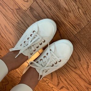 Superga White Sneakers- like new!!